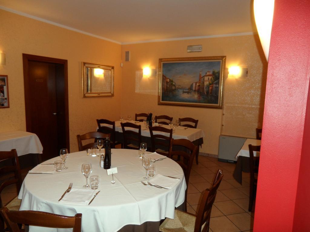 Locanda Gallo Dolo Exteriör bild